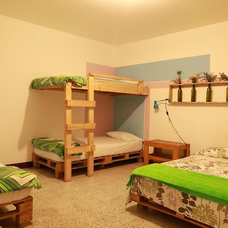 Hostal Rich Медельїн Екстер'єр фото