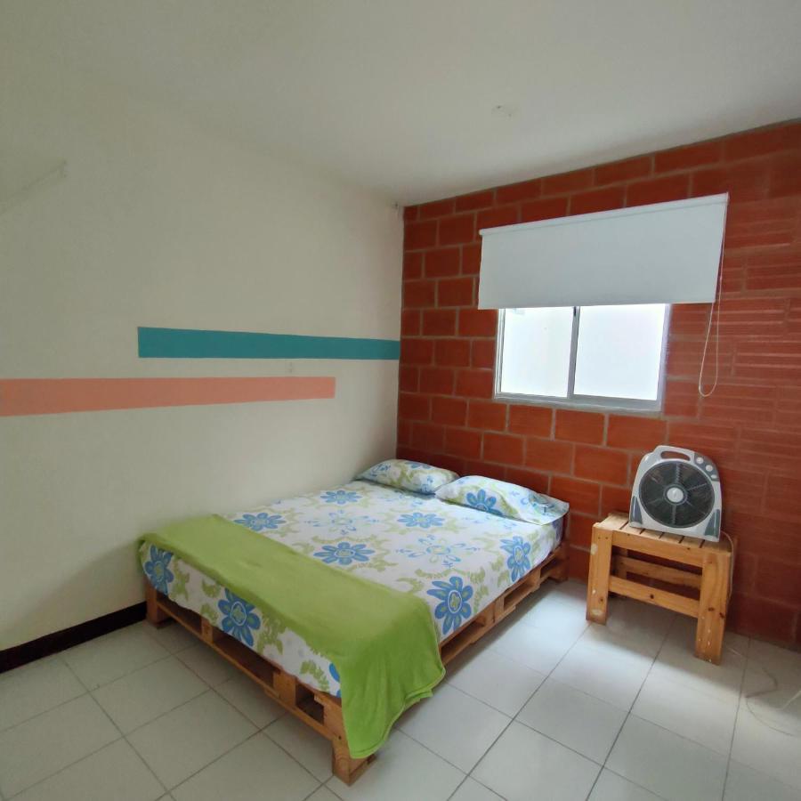 Hostal Rich Медельїн Екстер'єр фото