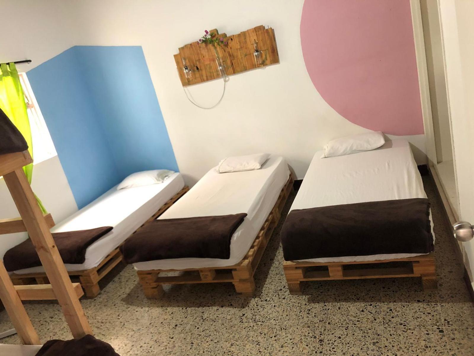 Hostal Rich Медельїн Екстер'єр фото