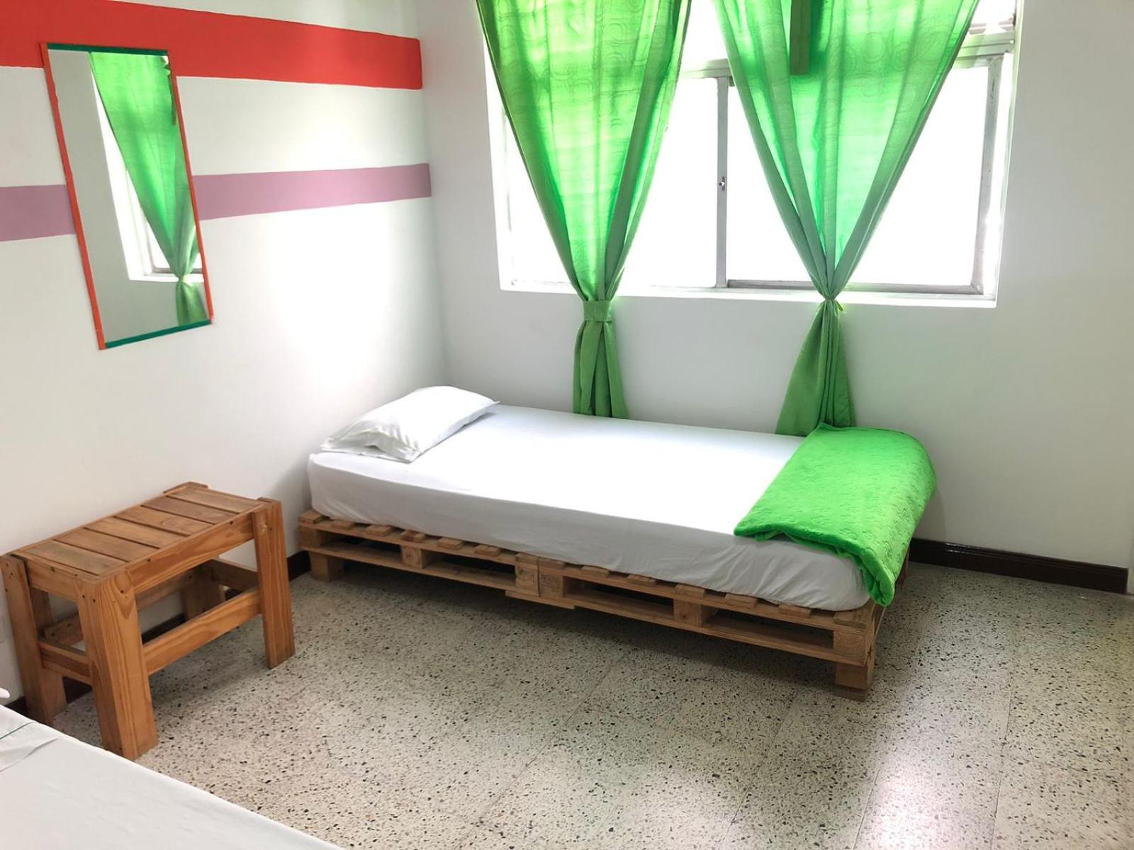 Hostal Rich Медельїн Екстер'єр фото