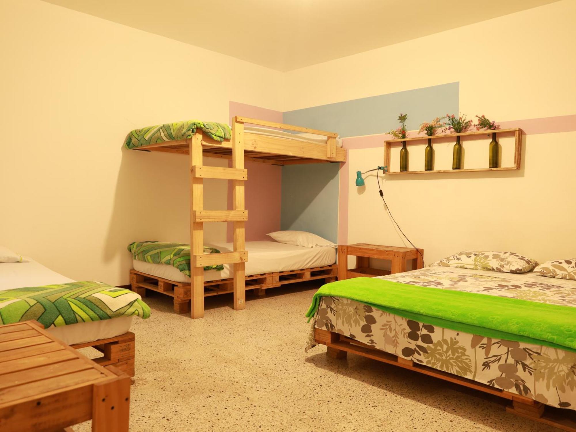 Hostal Rich Медельїн Екстер'єр фото