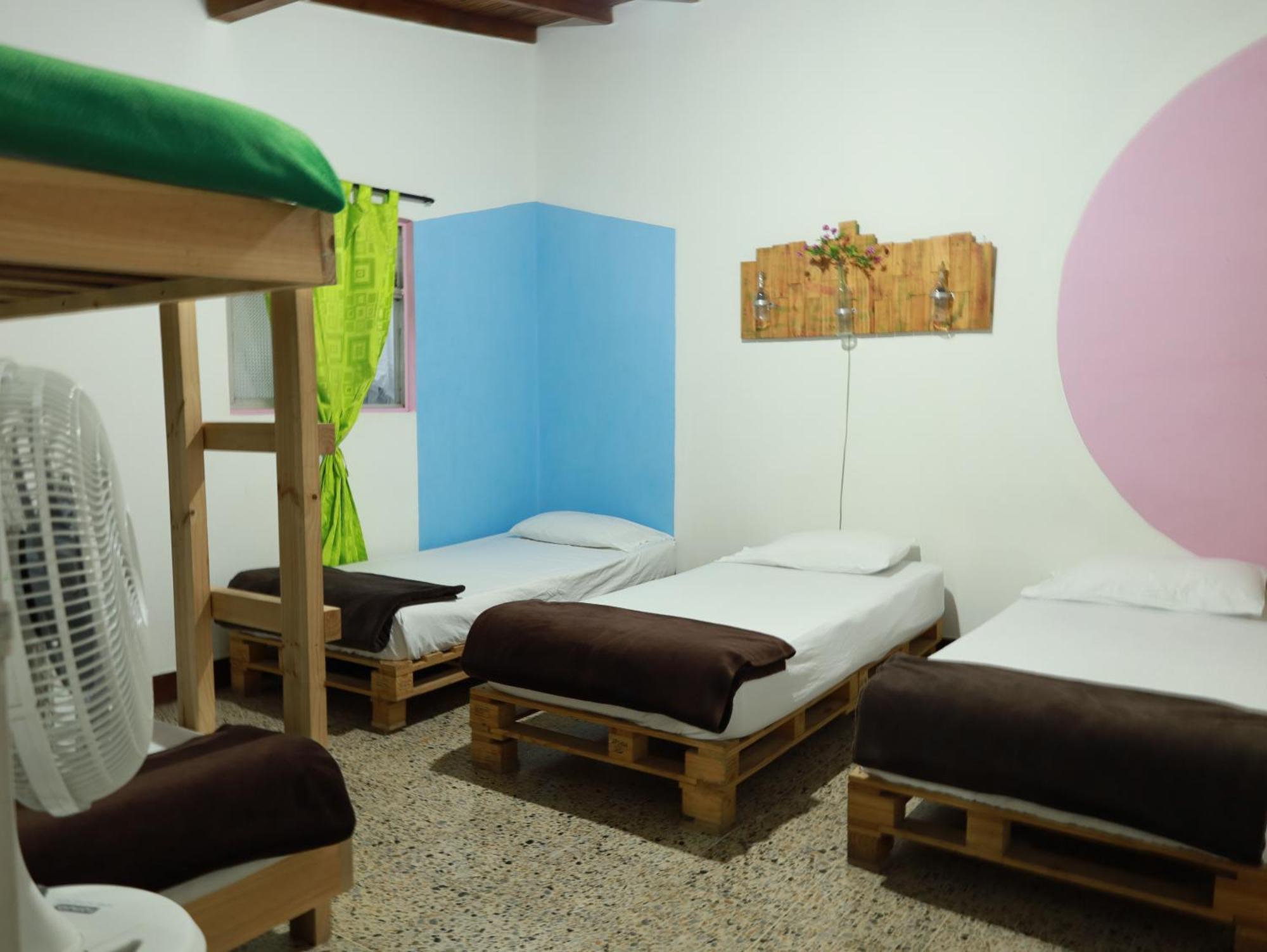 Hostal Rich Медельїн Екстер'єр фото