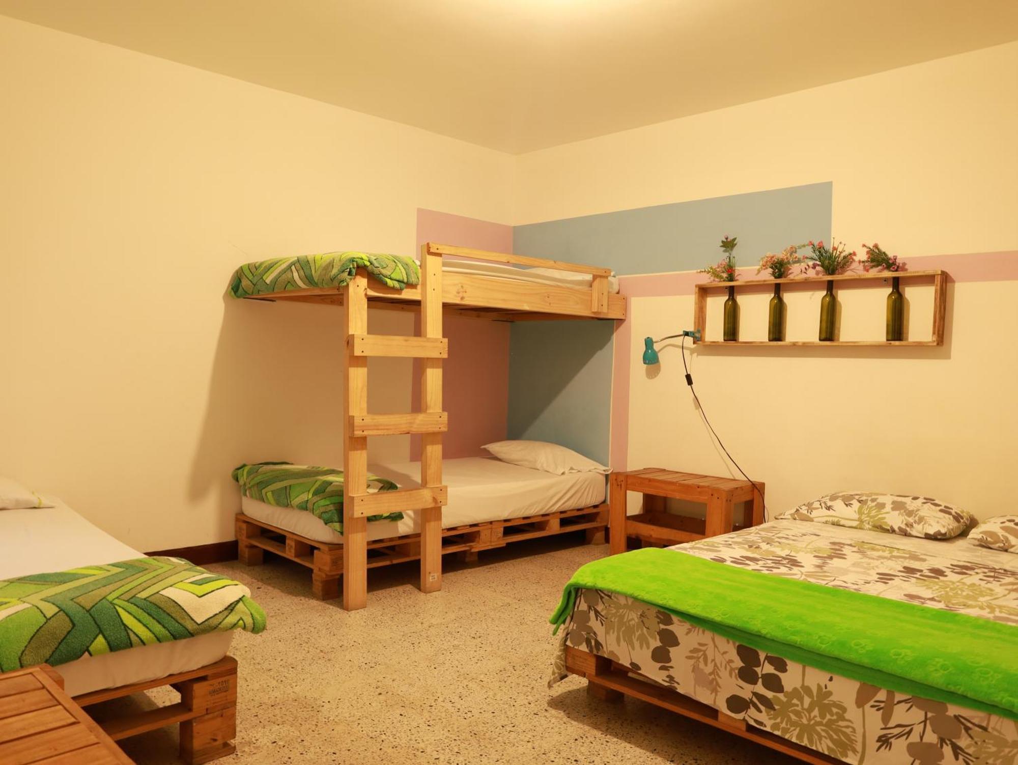 Hostal Rich Медельїн Екстер'єр фото