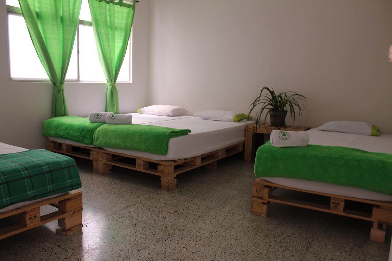 Hostal Rich Медельїн Екстер'єр фото
