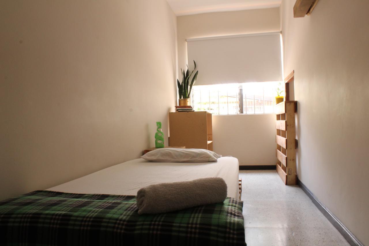 Hostal Rich Медельїн Екстер'єр фото